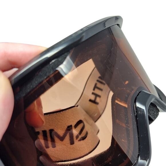 Smith Black Ski Snowboarding Goggles with Orange Yellow Tinted Lens - Picture 3 of 7